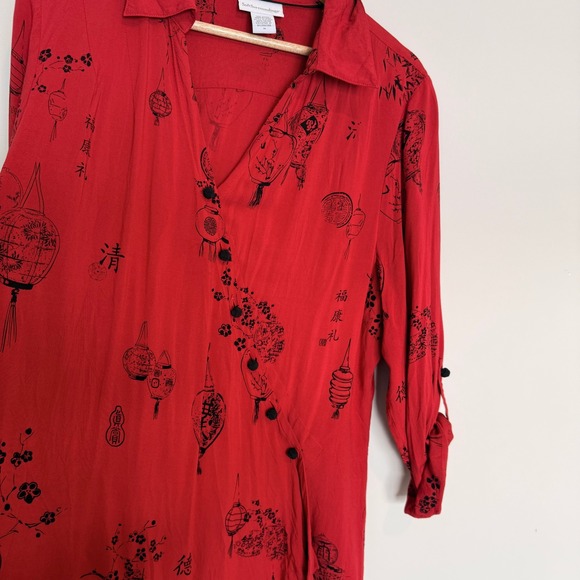 Soft Surroundings Asymmetrical Wrap Top Size 1X Red Lantern Print Art to Wear - Picture 2 of 9